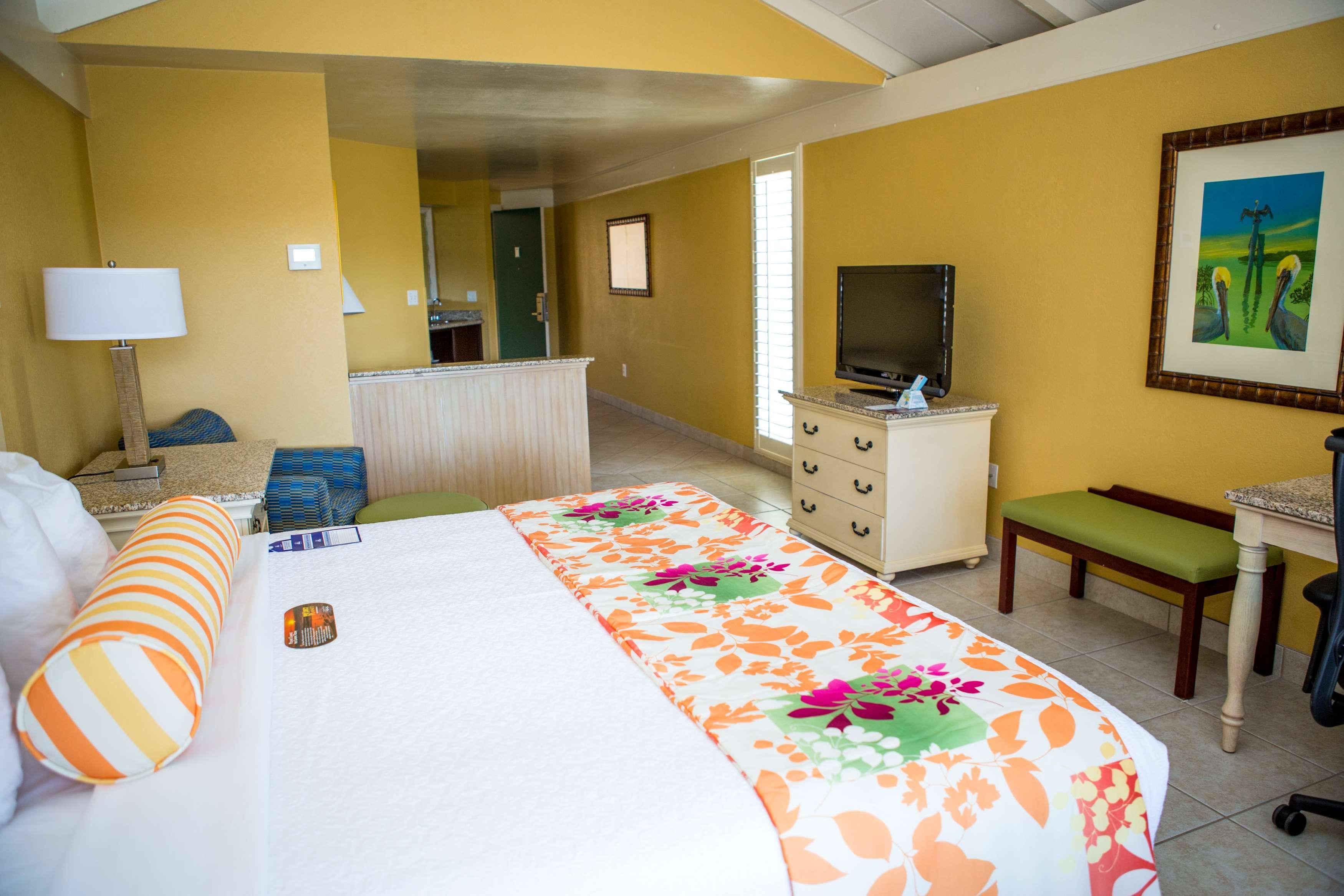 Best Western Plus Yacht Harbor Inn Данидин Экстерьер фото